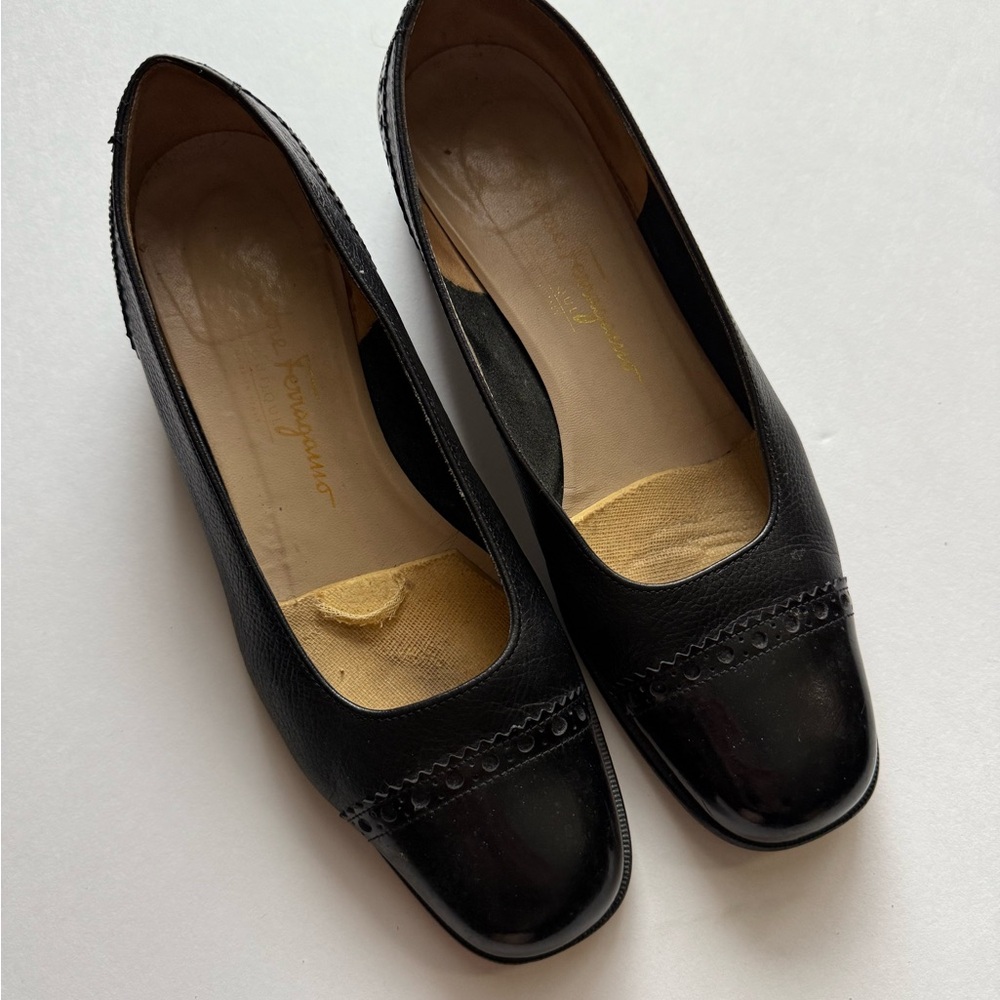 Salvatore Ferragamo Classic Black Women's Block Kitten Heels